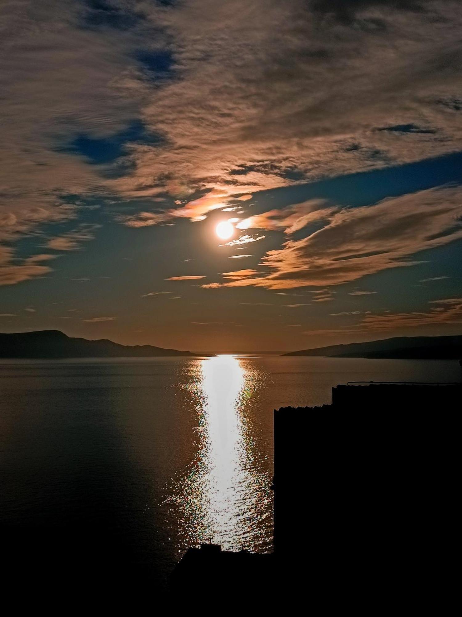 Novouredeni Stan S Balkonom I Pogledom Na More Senj  Esterno foto
